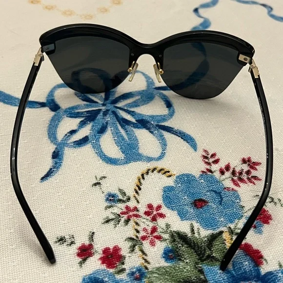 Michael Kors Condado MK2113 Cat eye sunglasses - Picture 8 of 10